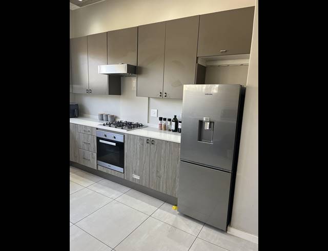 2 BEDROOM APARTMENT RENTED IN MORNINGSIDE